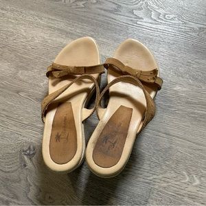 Tommy Bahama Slip On Wedge Sandal